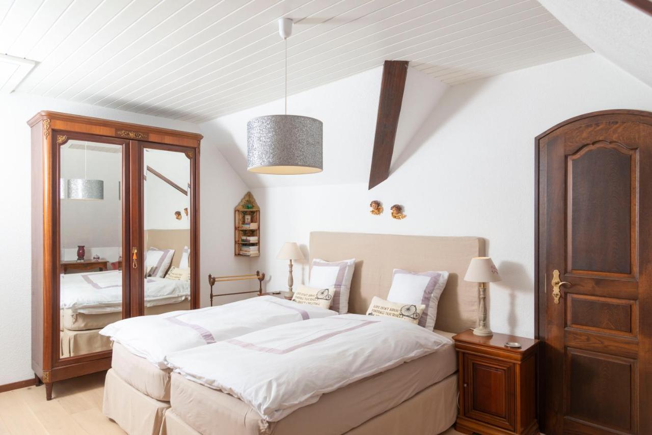 B&B L'Eden ไอเกิล ภายนอก รูปภาพ