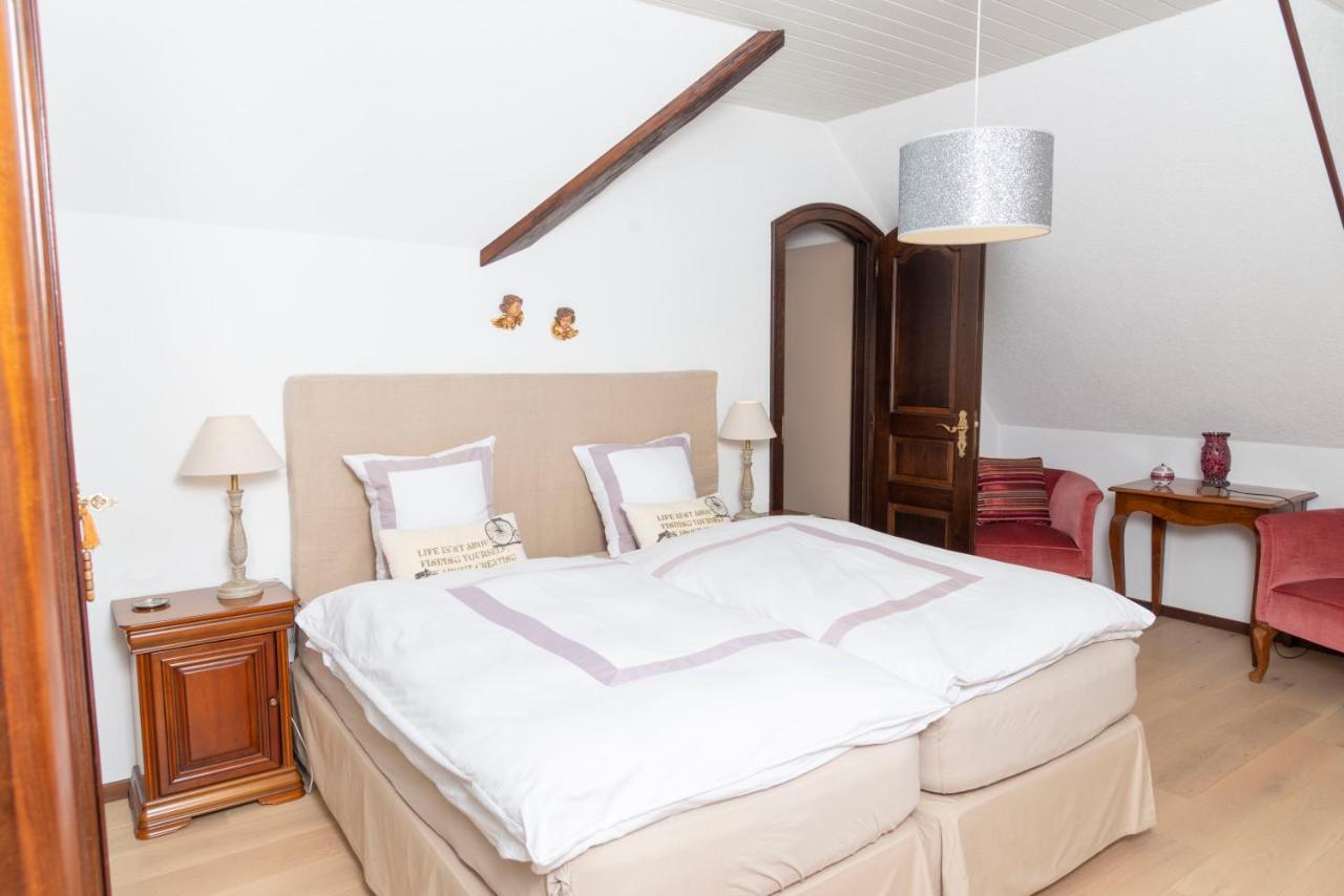 B&B L'Eden ไอเกิล ภายนอก รูปภาพ